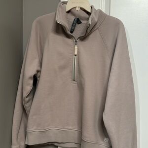 Vuori half zip sweatshirt-Large